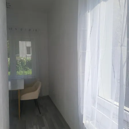 1 Apartments Angels Okb *